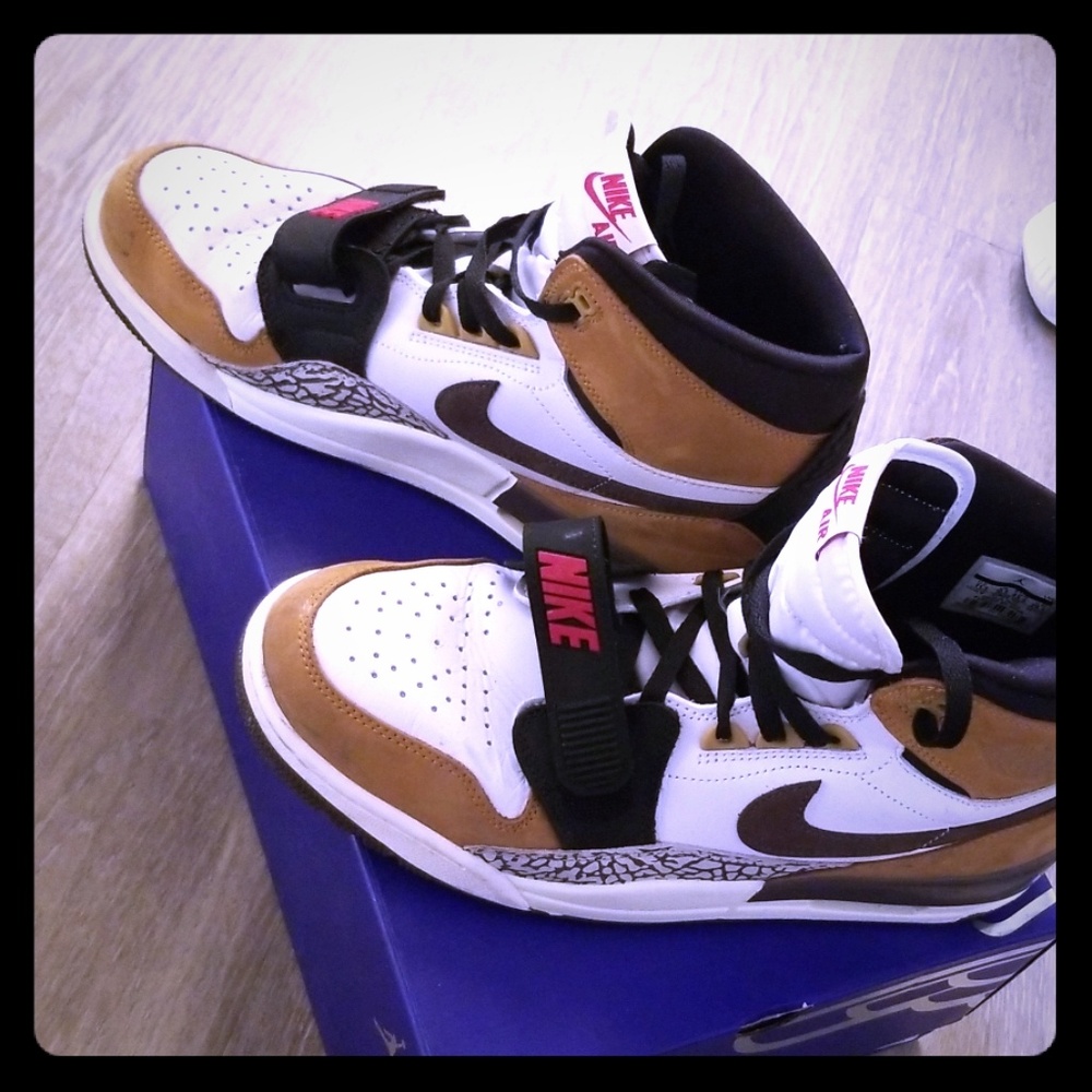 Jordan Legacy 312